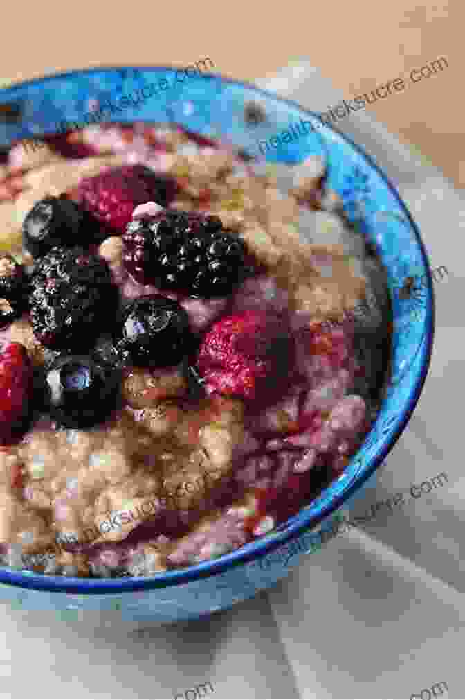 One Pot Oatmeal With Berries And Nuts Quick And Easy Gestational Diabetes Cookbook: 30 Minute 5 Ingredient And One Pot Recipes